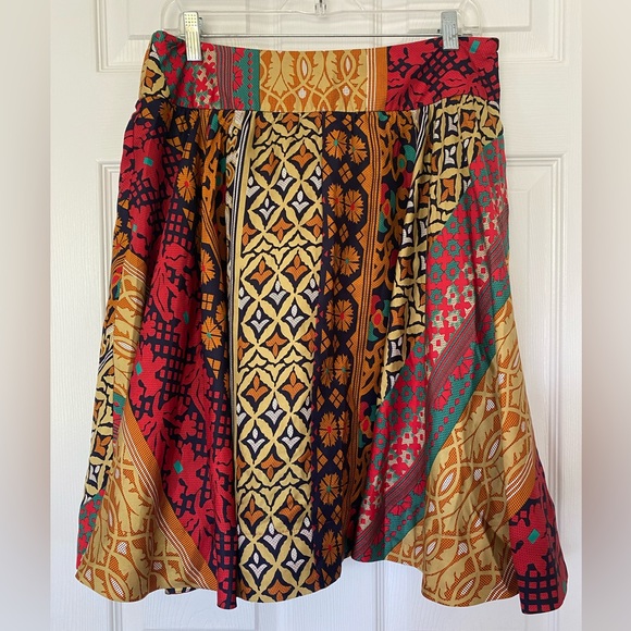 Anthropologie 100% Silk Circle Skirt Knee Length Colorful Mixed Print Size 6 - Picture 2 of 6